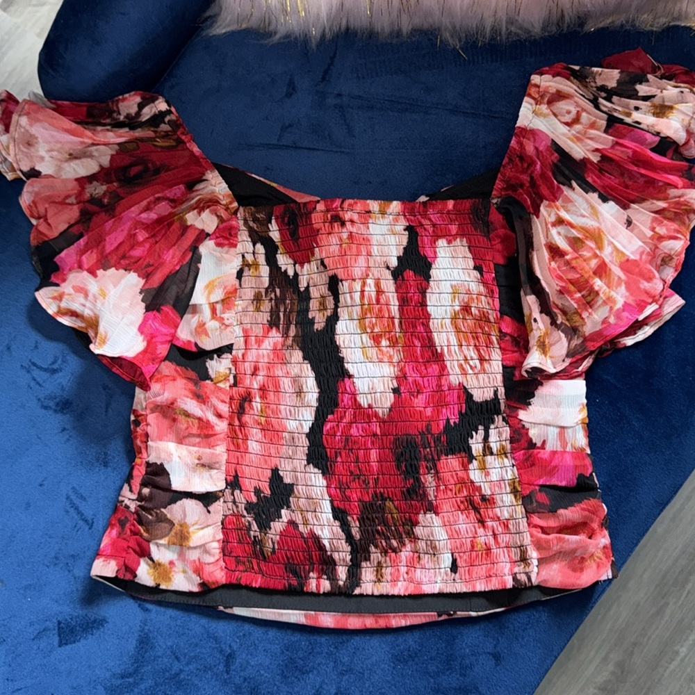 Express Pink and Red Ruched Ruffled Blouse - Picture 4 of 9